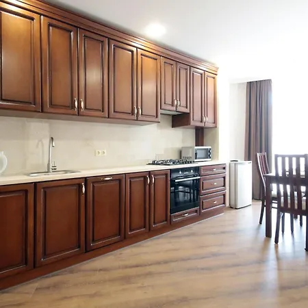біля опери Apartment *