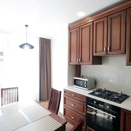 біля опери Apartment