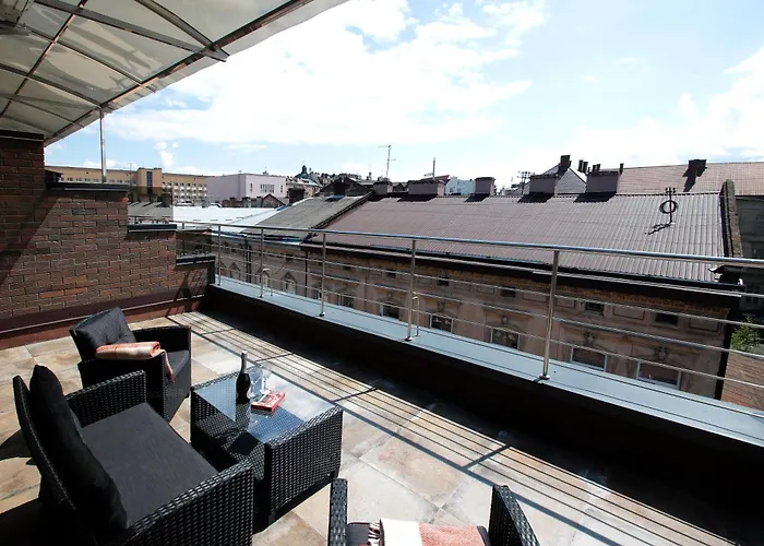 Old דירה לבוב