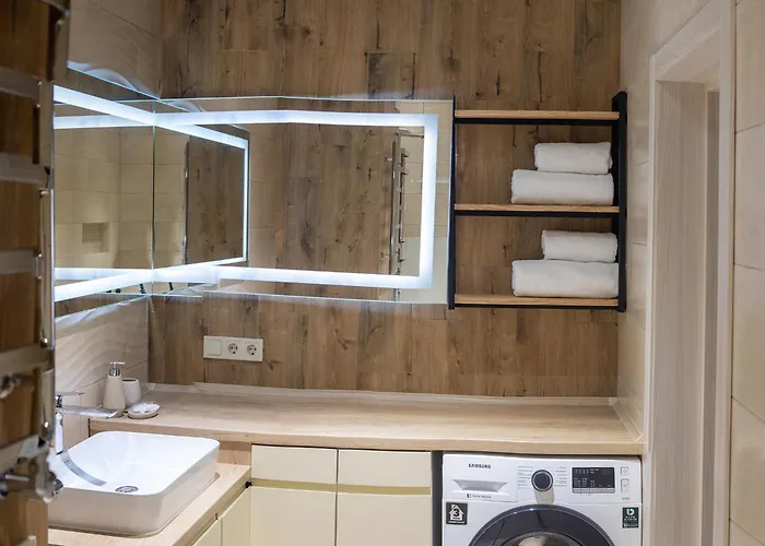 Old דירה לבוב