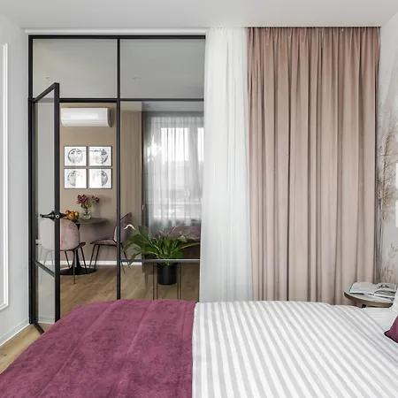 Old Apartman *
